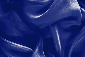 Tessuto Chiffon Blu Persia in Seta per abbigliamento