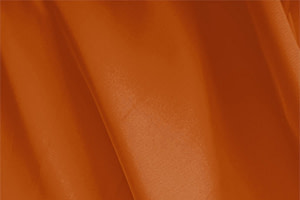 Tessuto Faille Arancione Mandarino in Seta per abbigliamento