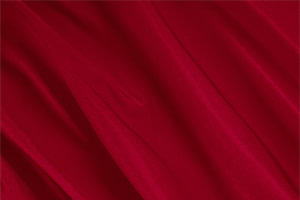 Tissu Radzemire Rouge rubis en Soie pour vêtements