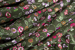 Tessuto Fiori All Over ST000453 per Abbigliamento