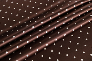 Tissu Couture Crêpe Satin Marron en Soie