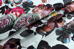 Flowers Print Apparel Fabric ST000942