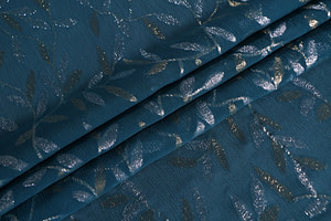 Jacquard Apparel Fabric UN001388