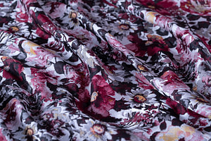 Flowers Jacquard Apparel Fabric UN001239