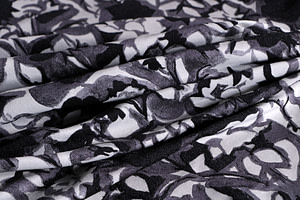 Flowers Jacquard Apparel Fabric UN001259
