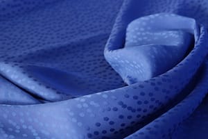 Tessuto Blu in Seta, Viscosa per abbigliamento