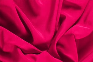Tissu Crêpe de Chine Fuchsia en Soie pour vêtements