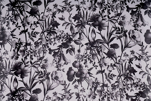 Black, White Silk Flower Fabric - Georgette Fiori K00800