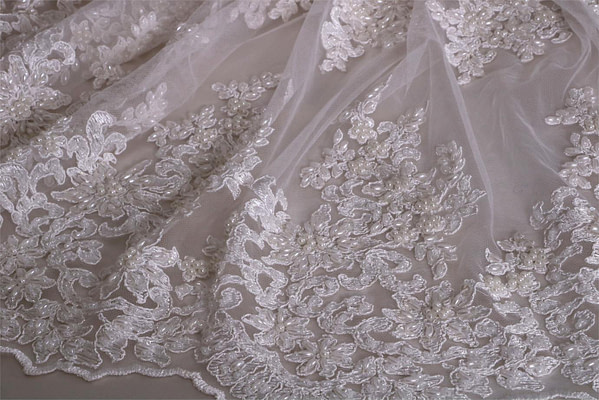 Laces-Embroidery Apparel Fabric TC000532