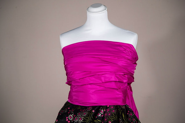 Fuchsia silk taffeta fabric for couture | new tess