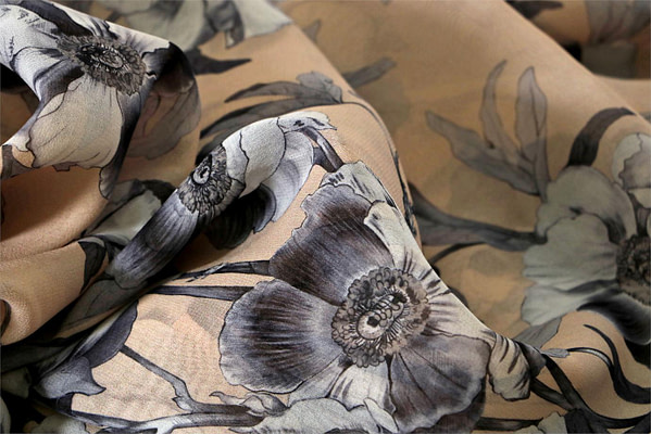 Gray, Pink Silk Flower Fabric - Georgette Viola K00805