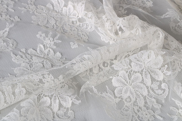Laces-Embroidery Apparel Fabric TC000677