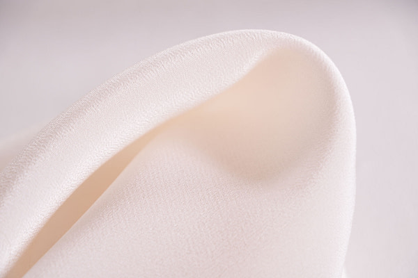 Jasmine pink crêpe de chine silk fabric | new tess