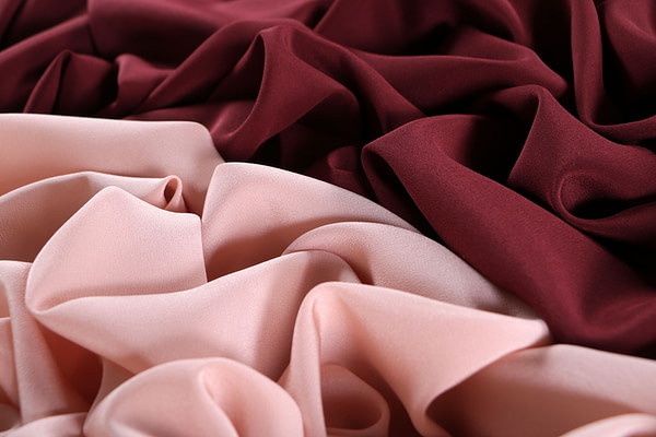 Freesia pink crêpe de chine fabric | new tess
