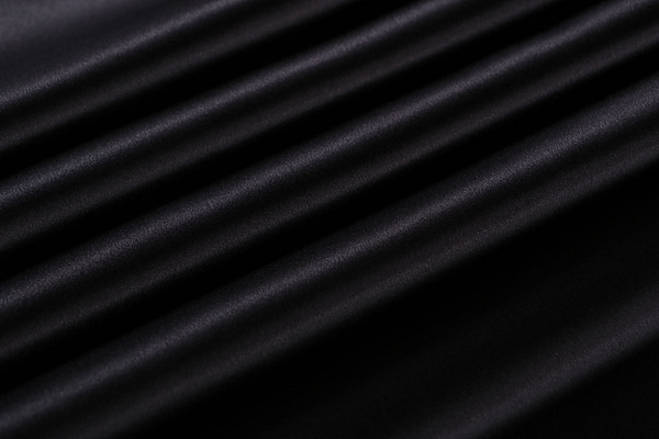 Black crêpe back satin fabric in pure silk | new tess