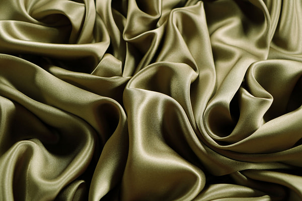Tessuto Crepe Satin Oliva per Abbigliamento