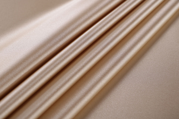 Almond beige crêpe back satin fabric in pure silk | new tess