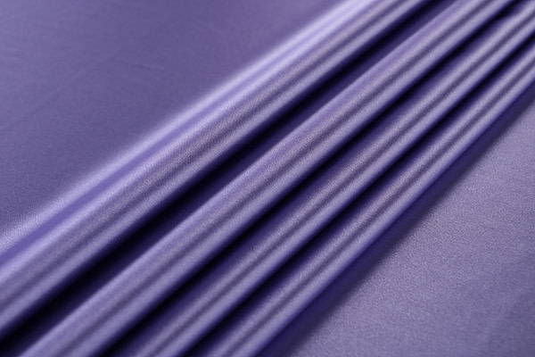 Tissu Couture Crêpe Satin Violet glycine en Soie