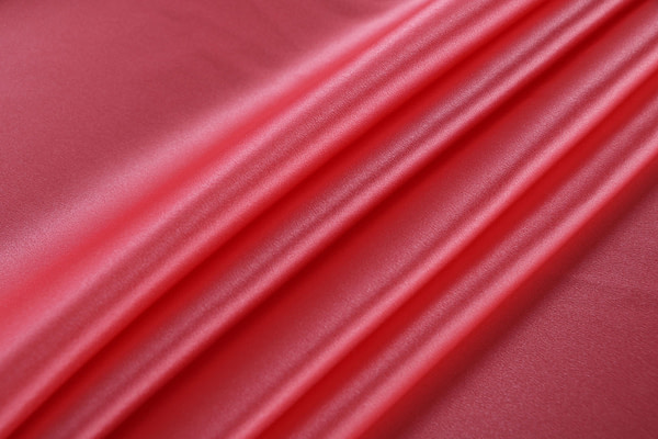 Geranium pink crêpe back satin fabric in pure silk | new tess