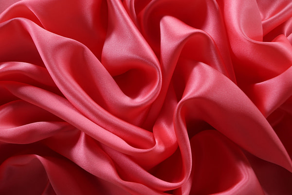 Geranium pink crêpe back satin fabric in pure silk | new tess