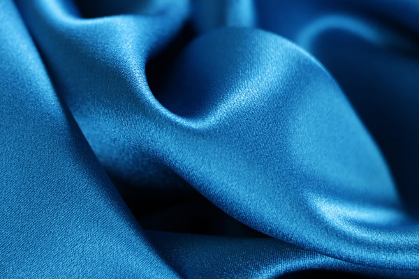 Tissu Couture Crêpe Satin Bleu portofino en Soie