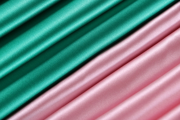 Tissu Couture Crêpe Satin Vert drapeau en Soie