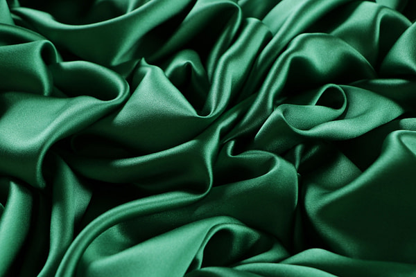 Emerald green crêpe back satin fabric | new tess