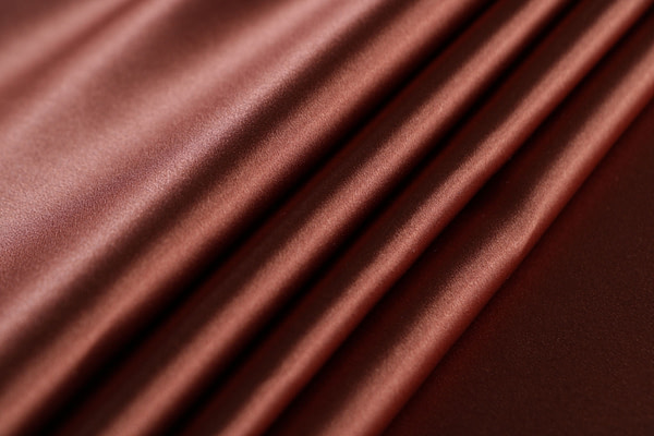 Walnut brown crêpe back satin fabric in pure silk | new tess