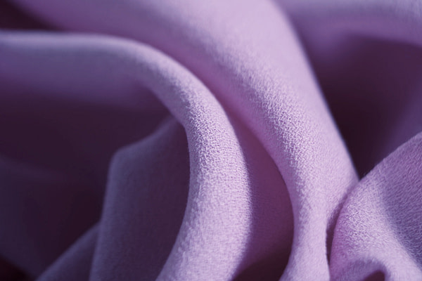 Wisteria purple wool crêpe fabric | new tess