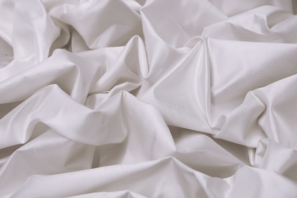 Lily white double shantung fabric in silk and cotton blend | new tess