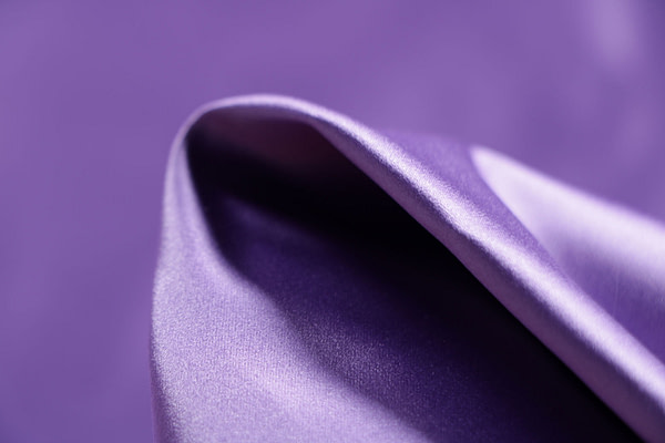 Tessuto Duchesse Lavanda per Abbigliamento
