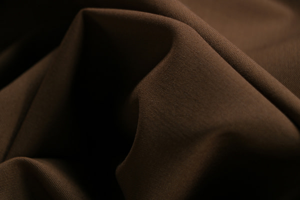 Badger brown stretch wool gabardine fabric | new tess