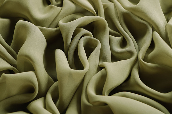 Tissu Couture Georgette Vert olive en Soie