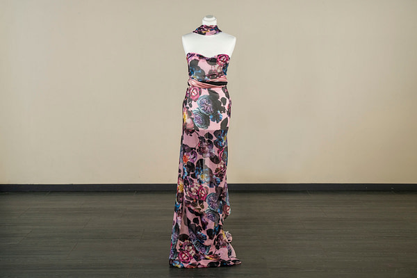 Silk georgette fabric with a large flower print on a pink background | new tess