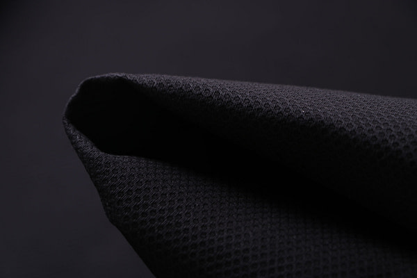 Tissu piqué de coton stretch noir pour vêtements