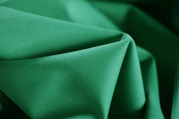 Green lightweight stretch cotton sateen fabric | new tess