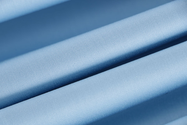 Tessuto Rasatello Di Cotone Stretch Capri per Abbigliamento