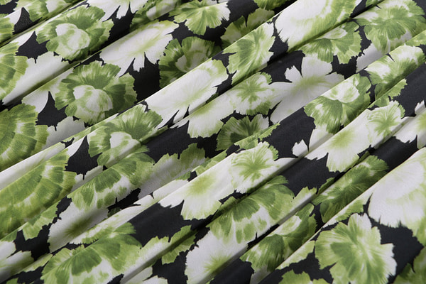 Green floral pattern crepe de chine fabric | new tess