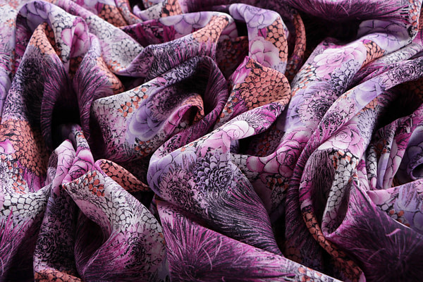 Floral pink silk crepe de chine fabric | new tess