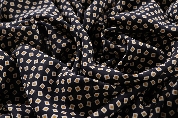 Small geometric pattern silk crepe de chine fabric | new tess