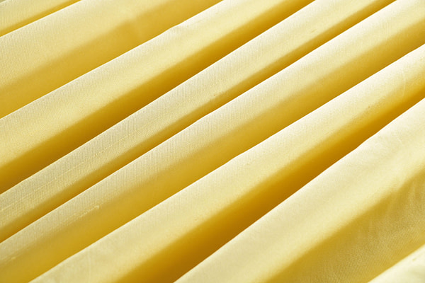 Sun yellow pure silk shantung satin fabric | new tess