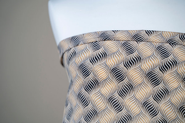 Tessuto Crepe Geometrico ST000771 per Abbigliamento
