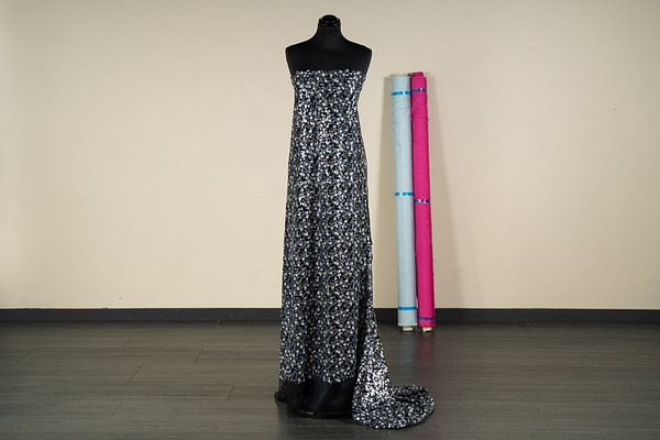 Floral embroidered and sequined tulle fabric | new tess
