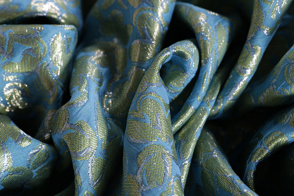 Floral pattern silk-blend jacquard fabric | new tess