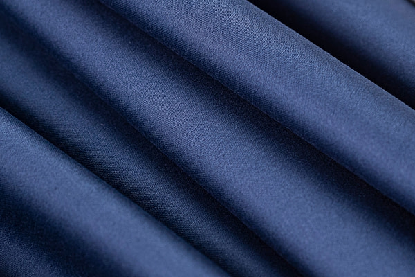 Tissu Couture Satin de coton stretch Bleu denim en Coton, Stretch