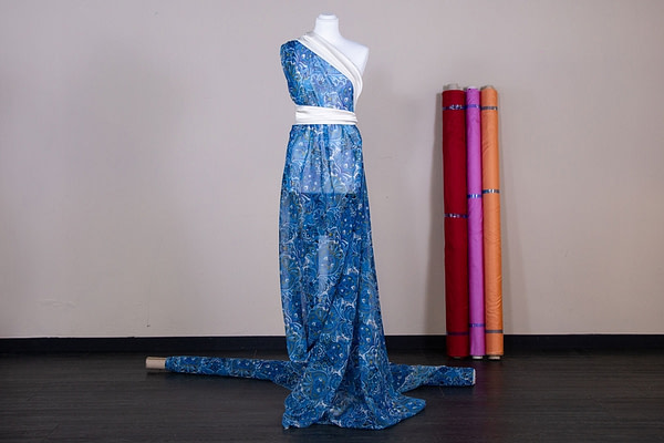 Tessuto Georgette Cachemire ST000564 per Abbigliamento