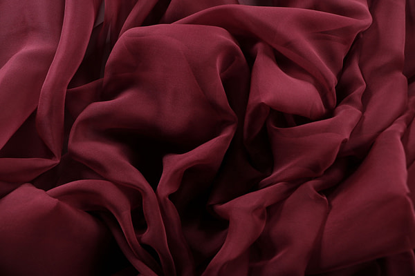 Tissu Couture Chiffon Violet bordeaux en Soie