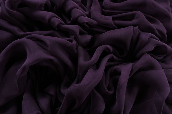 Plum purple chiffon fabric in pure silk | new tess
