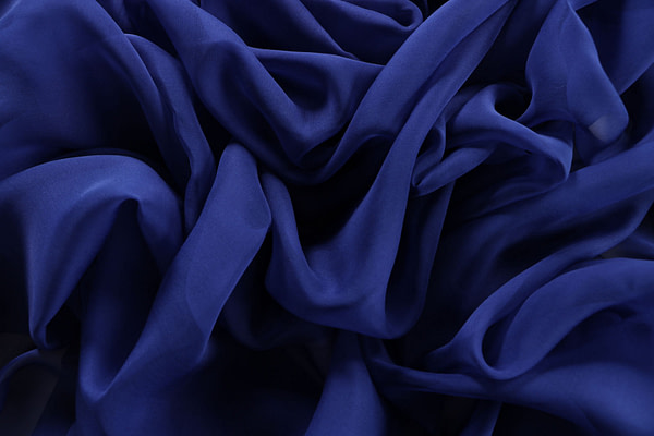 Sapphire blue chiffon fabric in pure silk | new tess
