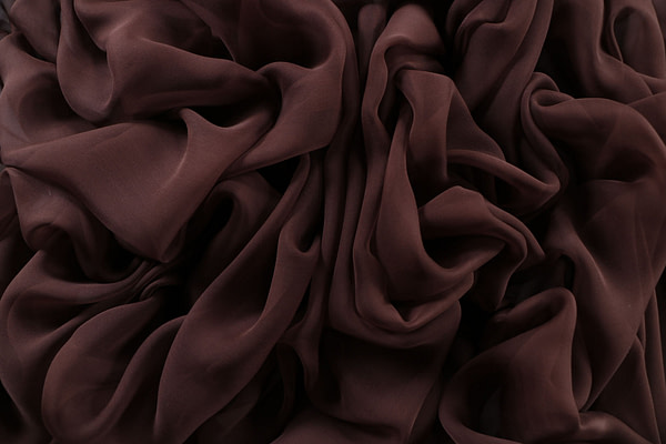 Dark brown chiffon fabric in pure silk | new tess